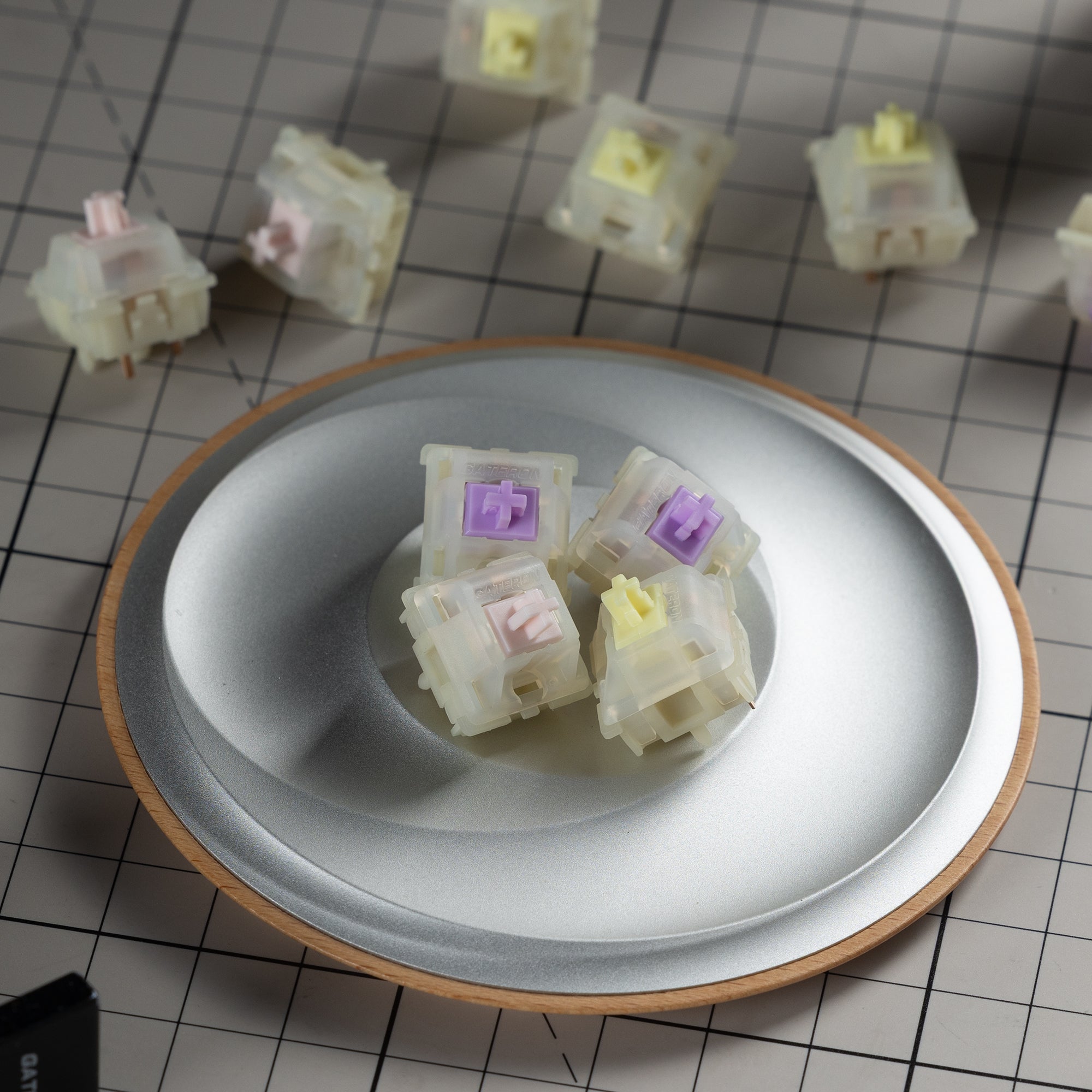 Gateron KS-3X1 Milky Pro series switch set — silent linear, silent tactile and heavy tactile